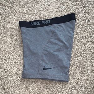 Nike dry fit Nike pro
